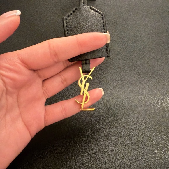 Saint Laurent East West Tote - Picture 14 of 14